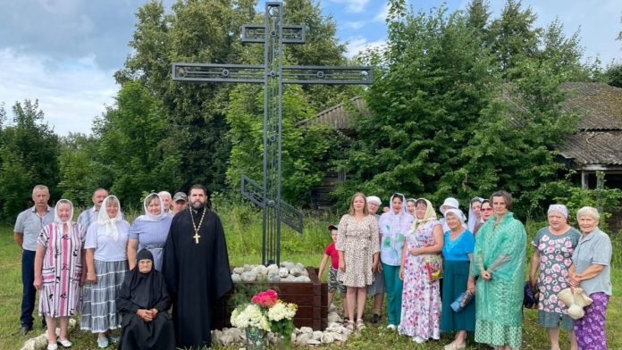 крест Токмаково