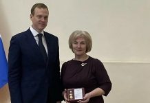 Педагогу из Ермишинского района вручили знак губернатора