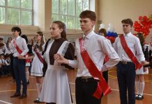 В Ермишинском округе последний звонок прозвенел для 27 одиннадцатиклассников